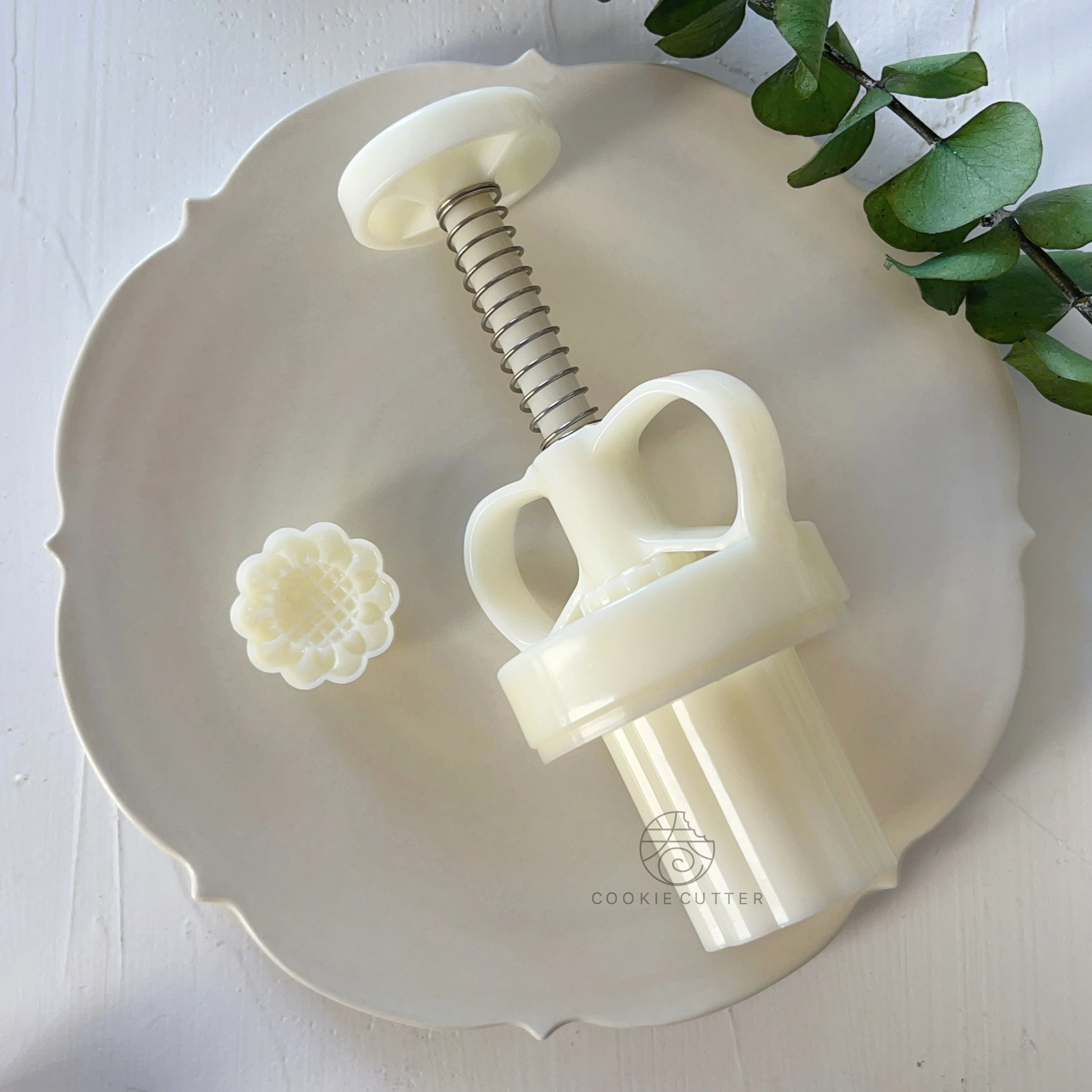 20g Mini Sunflower Shape Moonc - Bunny Cake Mold ulasan dan harga