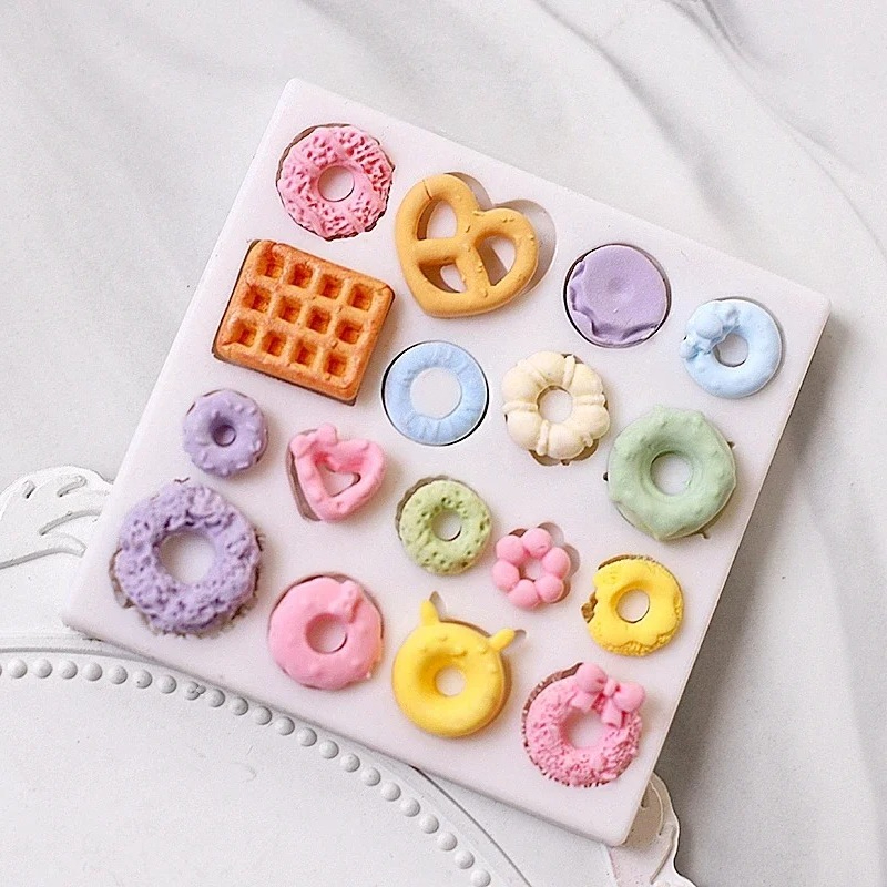 Cute Bunny Bear Carrot House S - Donut Mold Silicone ulasan dan harga